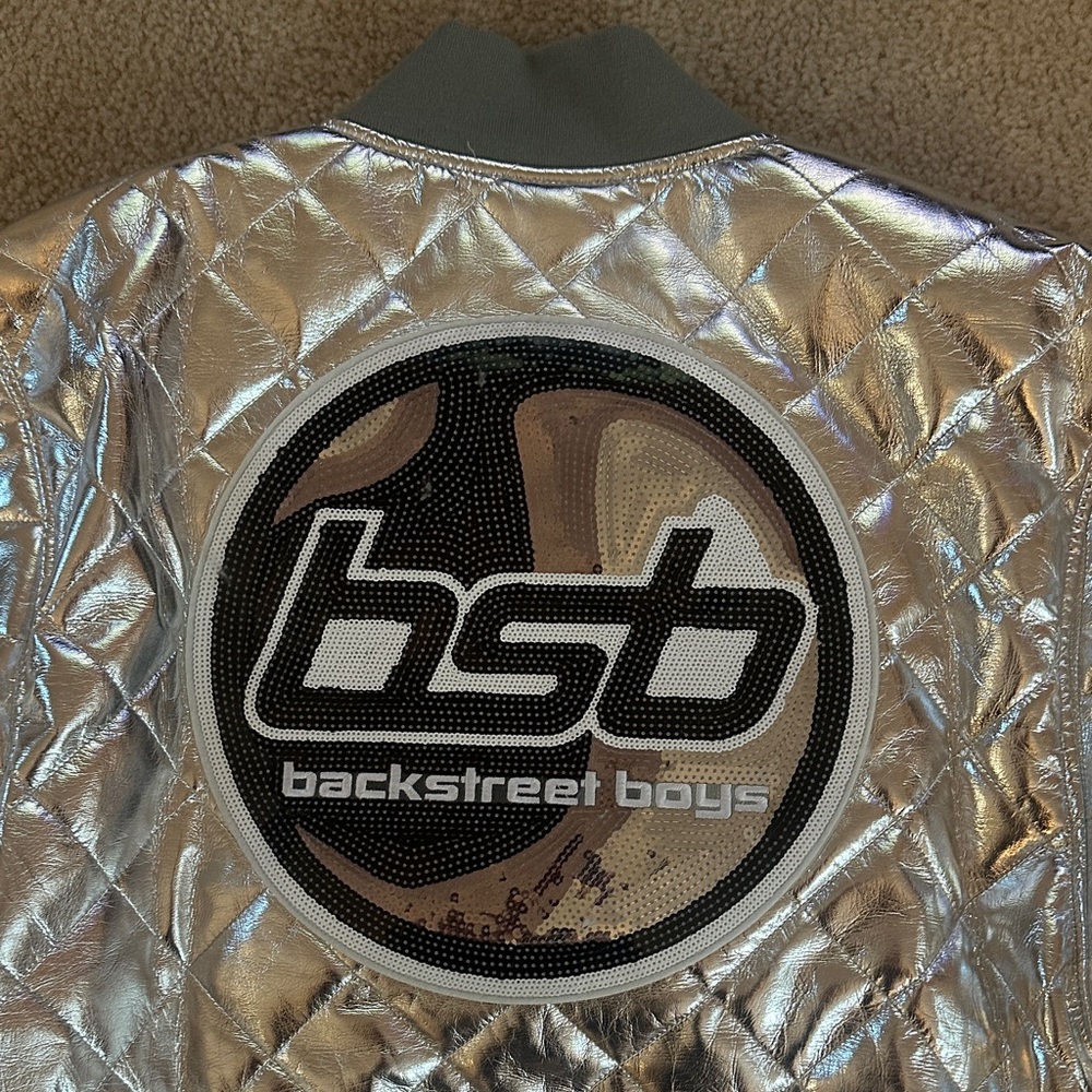 Silver Quilted Backstreet Boys Jacket Exclusively from The Sphere Show 2/14/26 - Picture 3 of 10